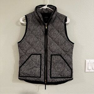 J. Crew Women's Herringbone Excursion
Quilted Puffer Vest Size Small
